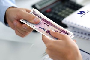 روز گذشته سخنگوی دولت اعلام کرد که بانک ملی اسامی بدهکاران کلان خود را اعلام کرده است.